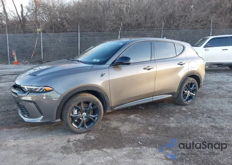 2024 Dodge Hornet R/T Plus Eawd z USA, uszkodzony, nr VIN ZACPDFDW9R3A24462